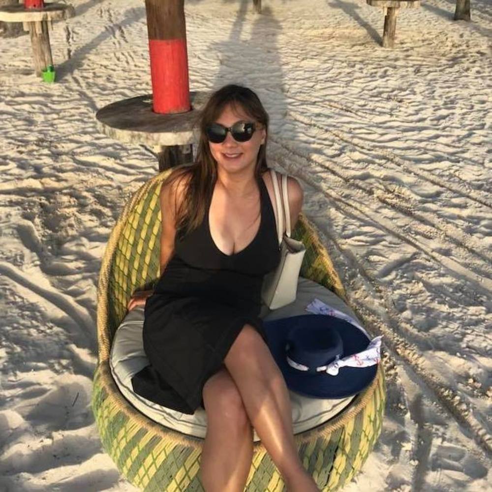 Meet your Posher, April huan